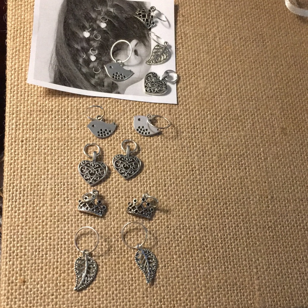 Hair Accessories. 12 set. Leaves, Birds, Hearts and Queen/Crown.